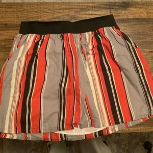 Stripped multicolored skirt